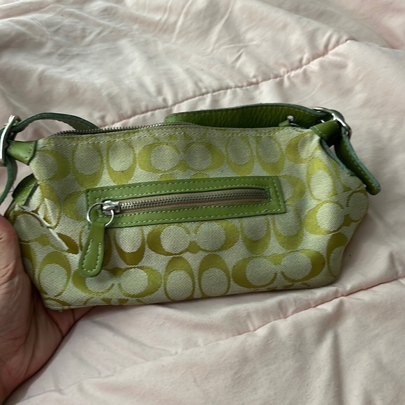 Coach Handbags - Vintage green coach purse